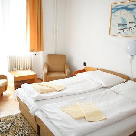 Hotel Bara Gellert Budapest Luaran gambar