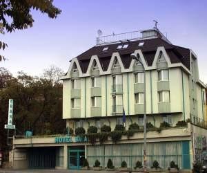 Hotel Bara Gellert Budapest Luaran gambar